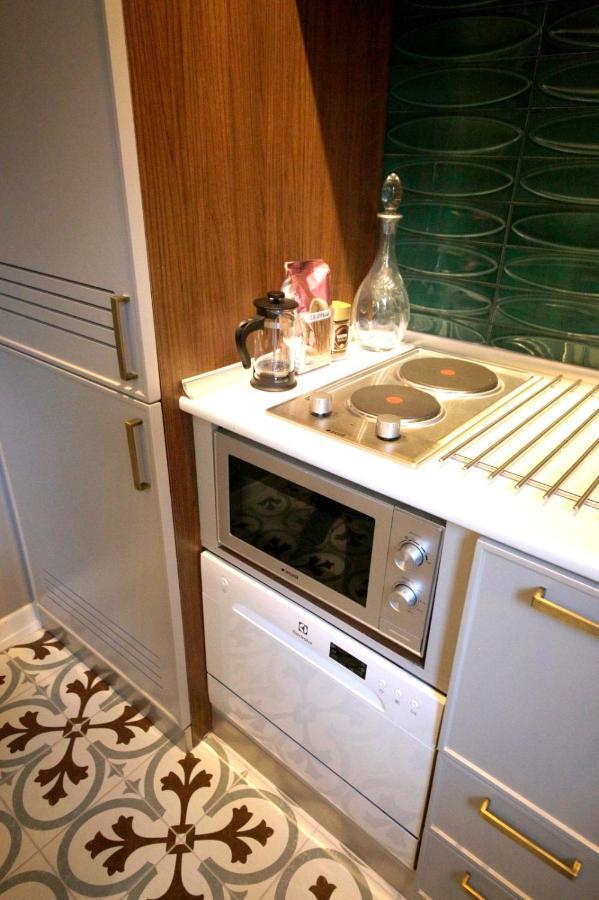 Апартаменты Superior Refurbished Flat In The Heart Of Стамбул Экстерьер фото
